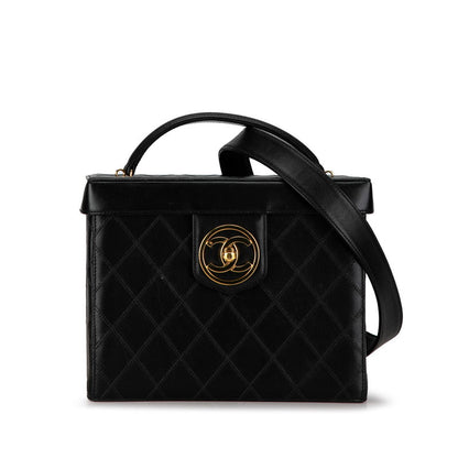 Chanel CC Vanity Case Leather Shoulder Bag in Good condition
