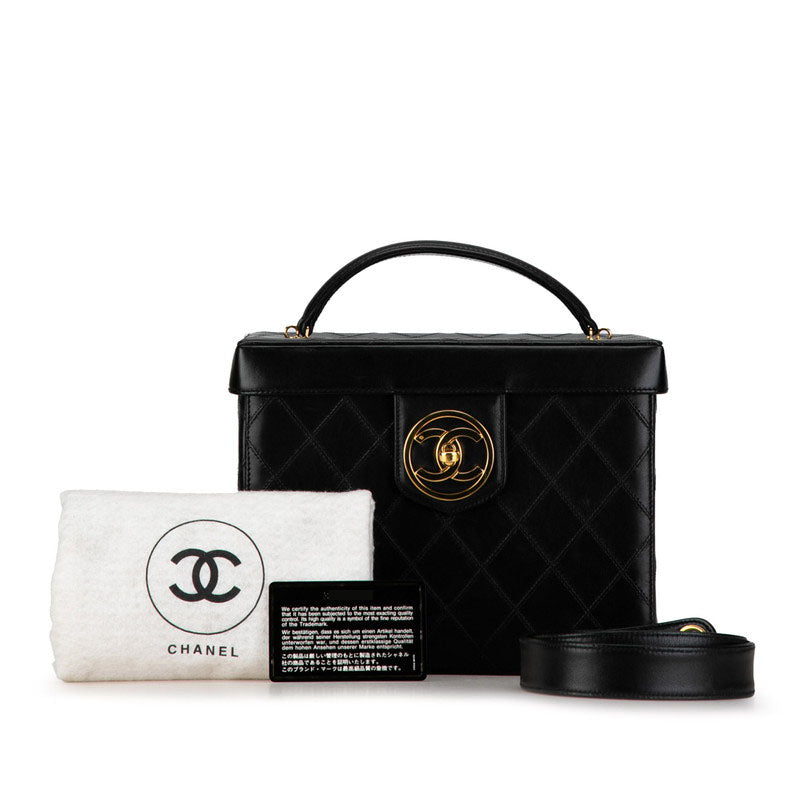 Chanel CC Vanity Case Leather Shoulder Bag in Good condition