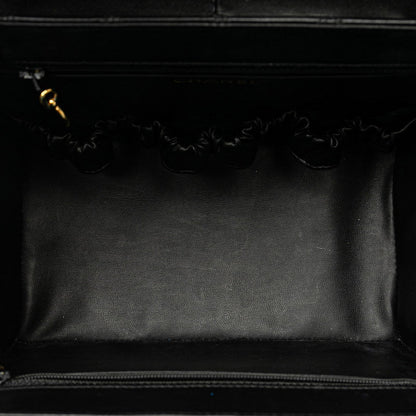 Chanel CC Vanity Case Leather Shoulder Bag in Good condition