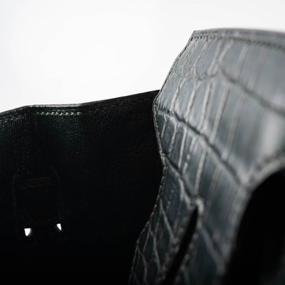 Hermès Birkin 30 Vert Foncé Matte Niloticus Crocodile Gold Hardware