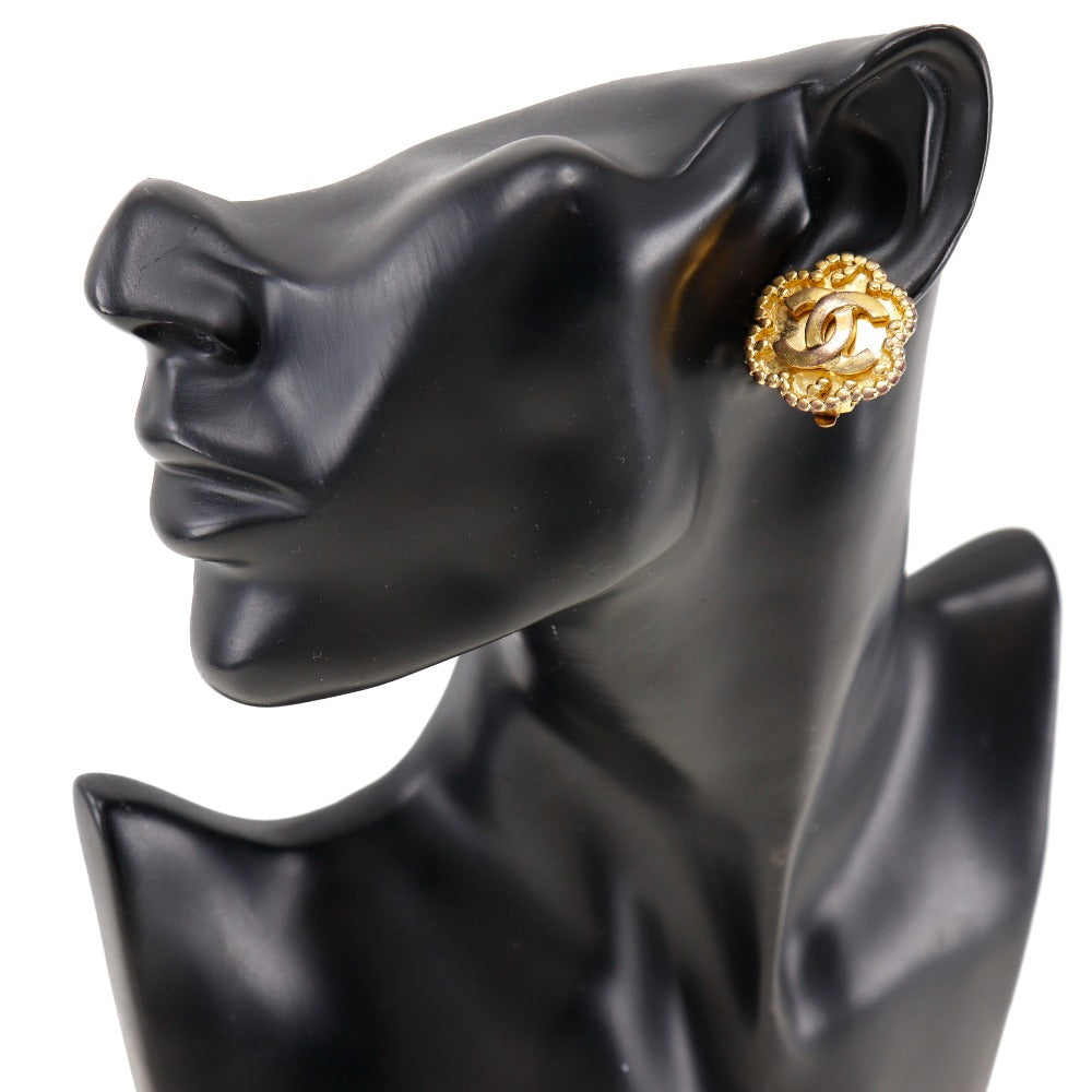 CHANEL Earring Plated Gold gold vintage Women Used
