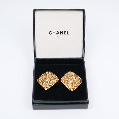 CHANEL Earring Plated Gold gold vintage COCO Mark Women Used