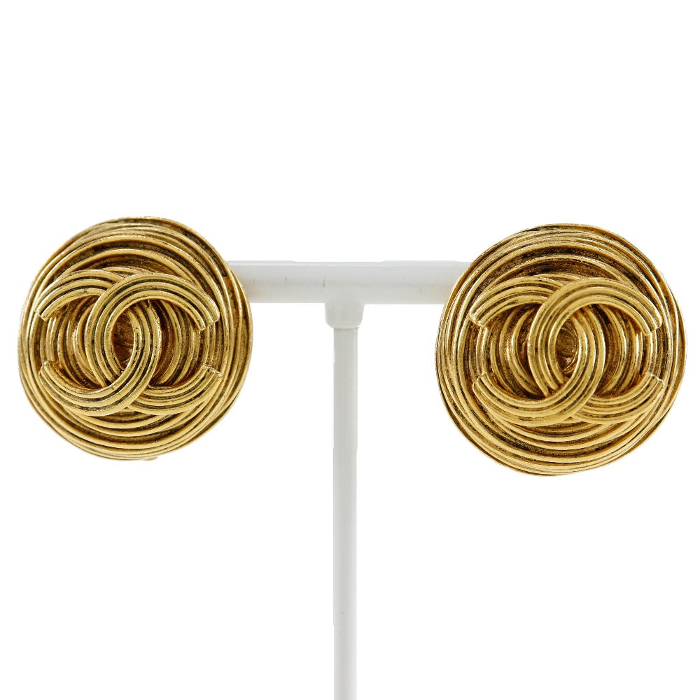 CHANEL Earring Plated Gold gold vintage COCO Mark