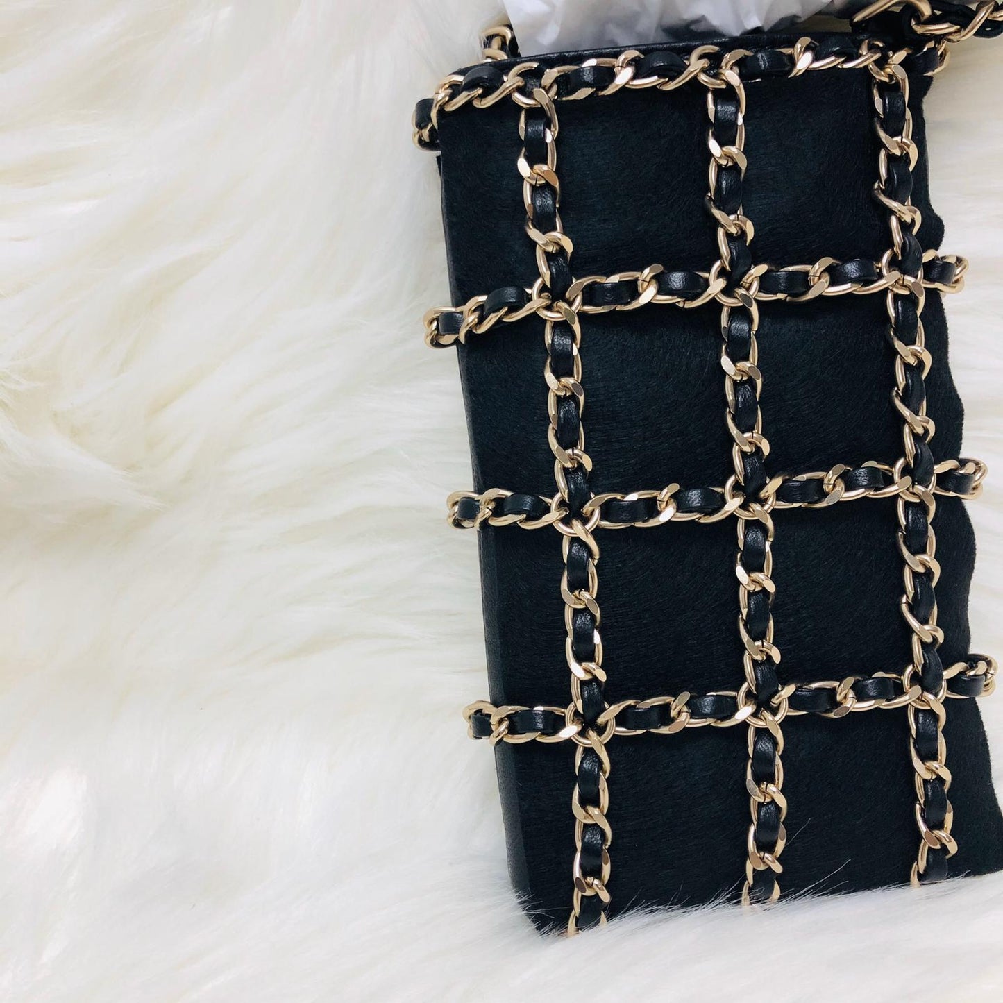 Phone Bag with Chain in Lambskin and Gold-Tone Metal