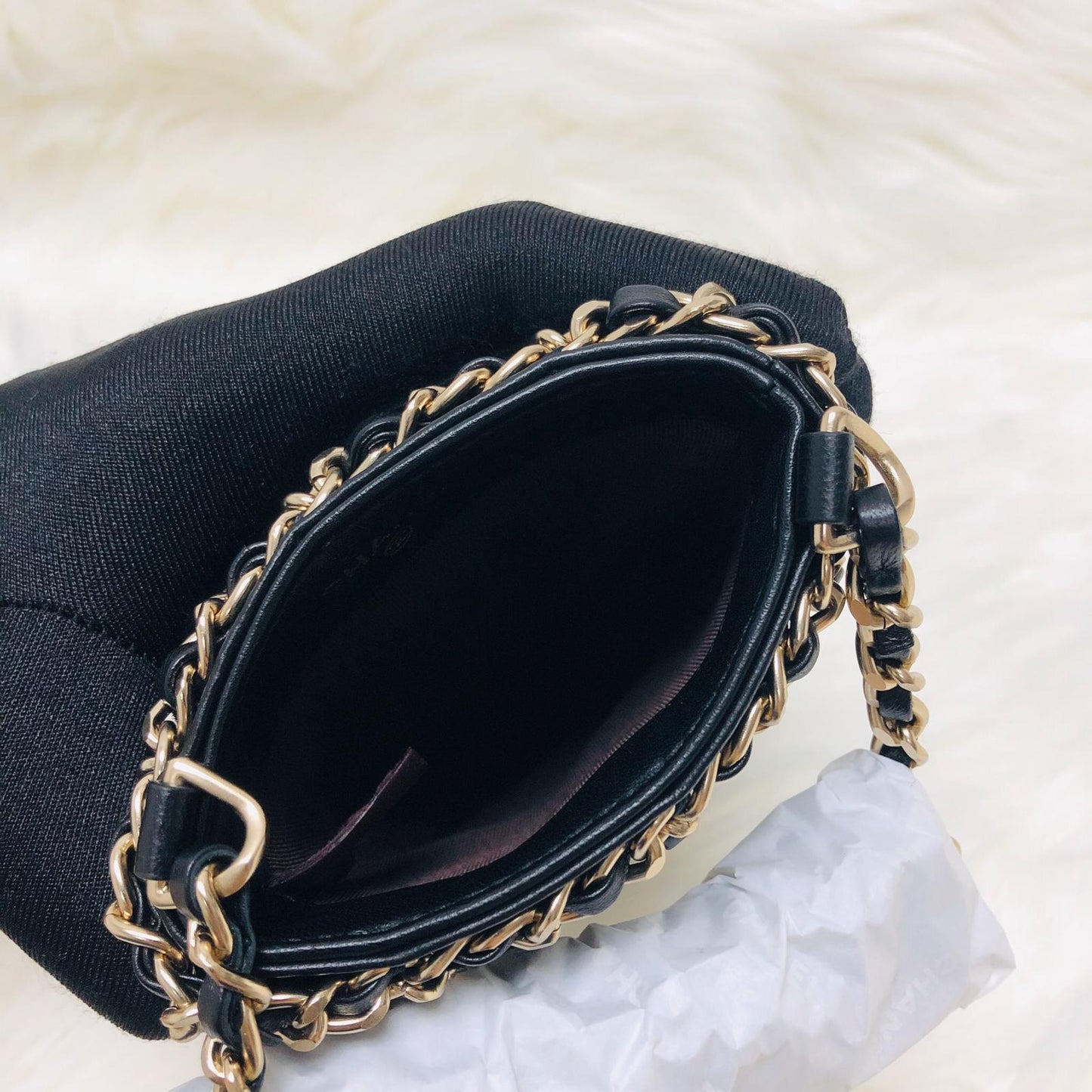 Phone Bag with Chain in Lambskin and Gold-Tone Metal