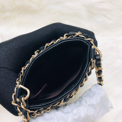 Phone Bag with Chain in Lambskin and Gold-Tone Metal