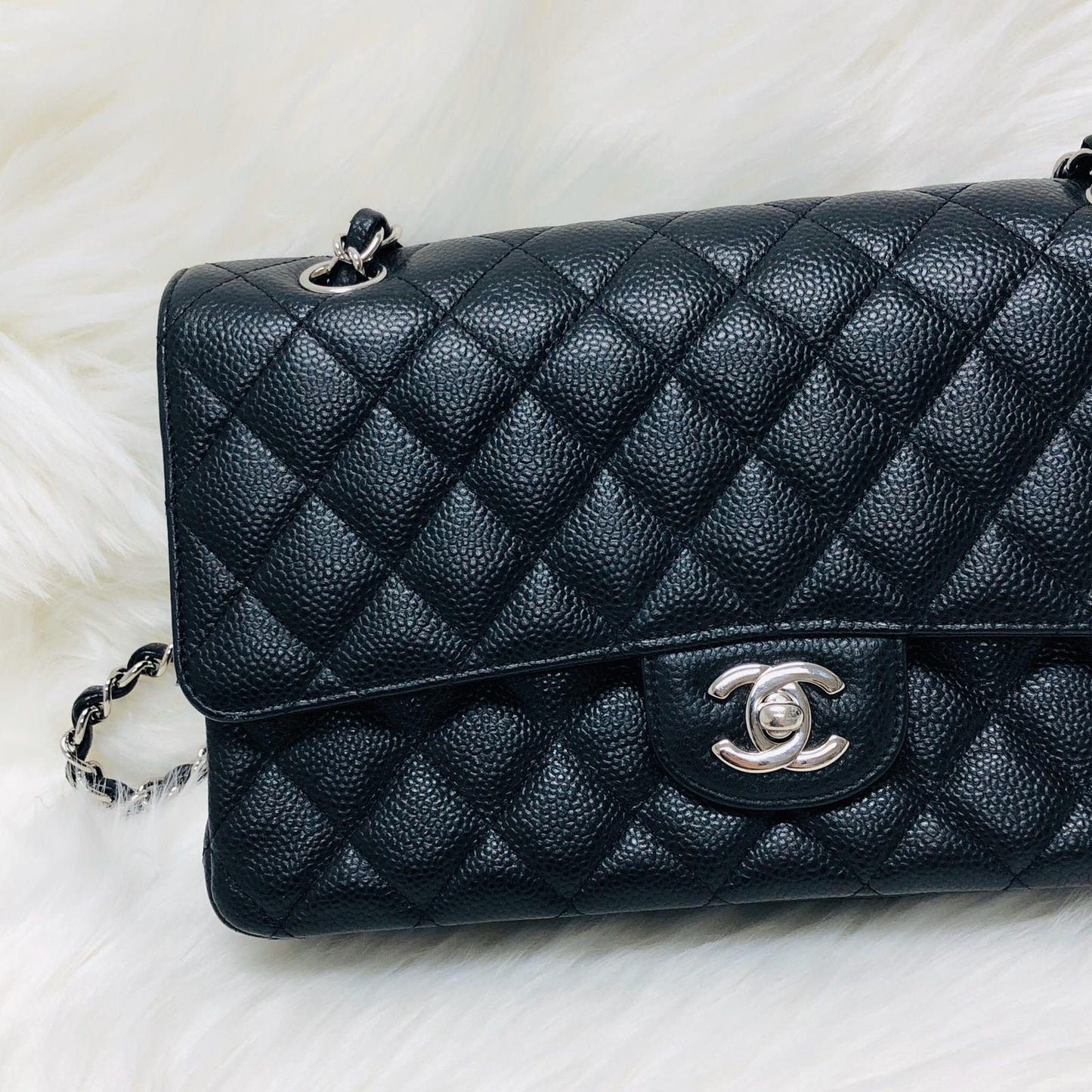 Classic Double  Flap in Black Caviar SHW