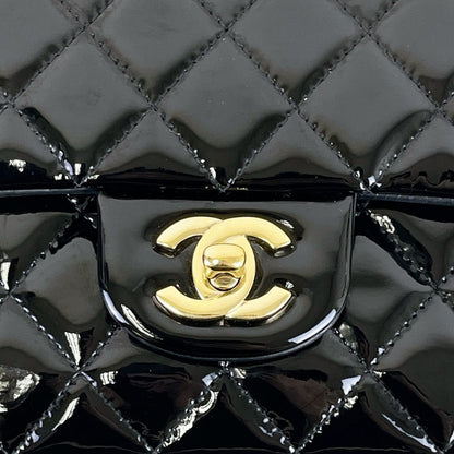 Medium Classic Double Flap Patent Black GHW