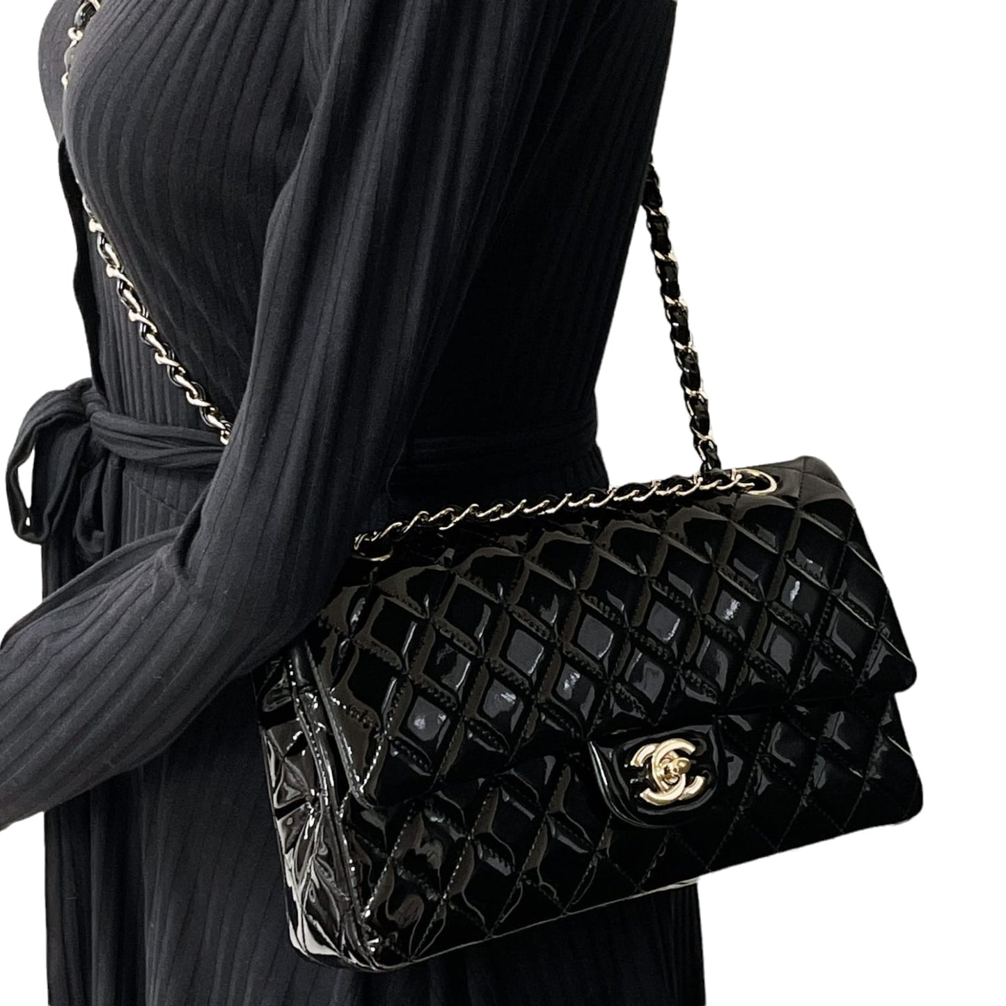 Medium Classic Double Flap Patent Black GHW