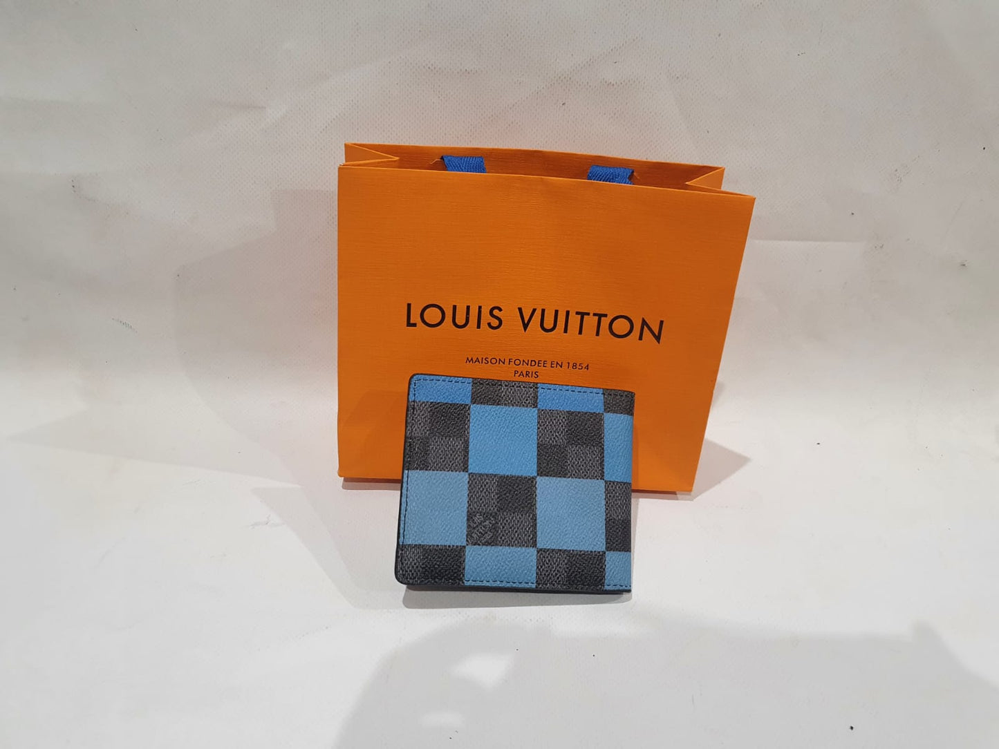 Louis Vuitton Wallet (Men)