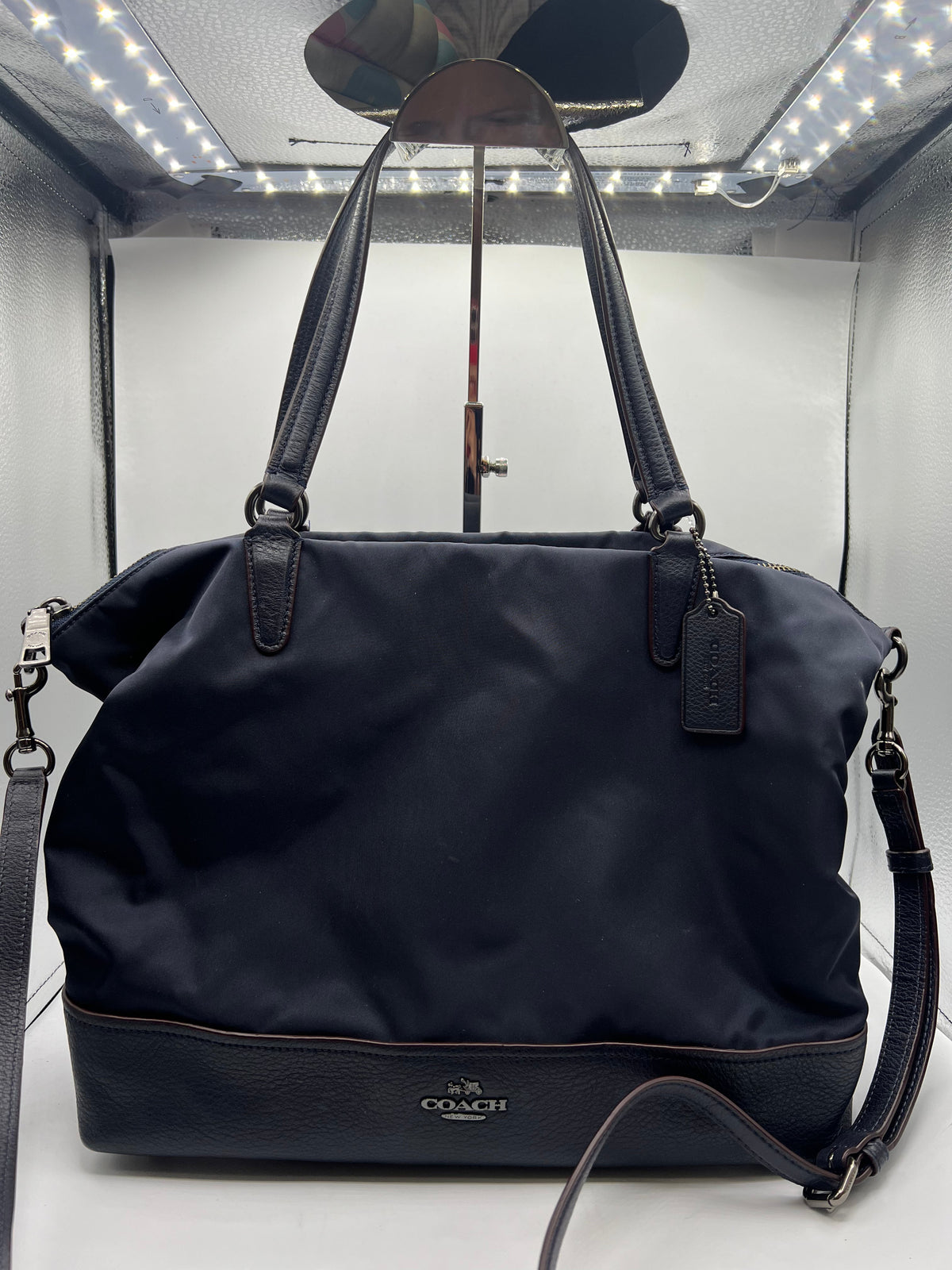 HANDBAG DESIGNER by COACH In NAVY, Size: LARGE