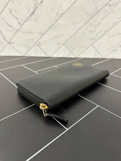 Chanel Black Leather Camelia Zippy Wallet