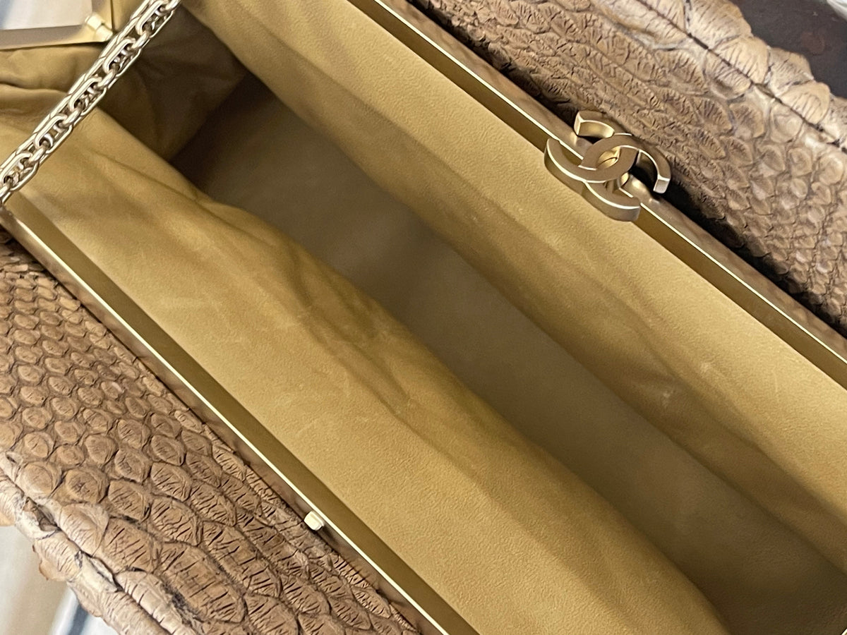 Chanel - sac mademoiselle python beige