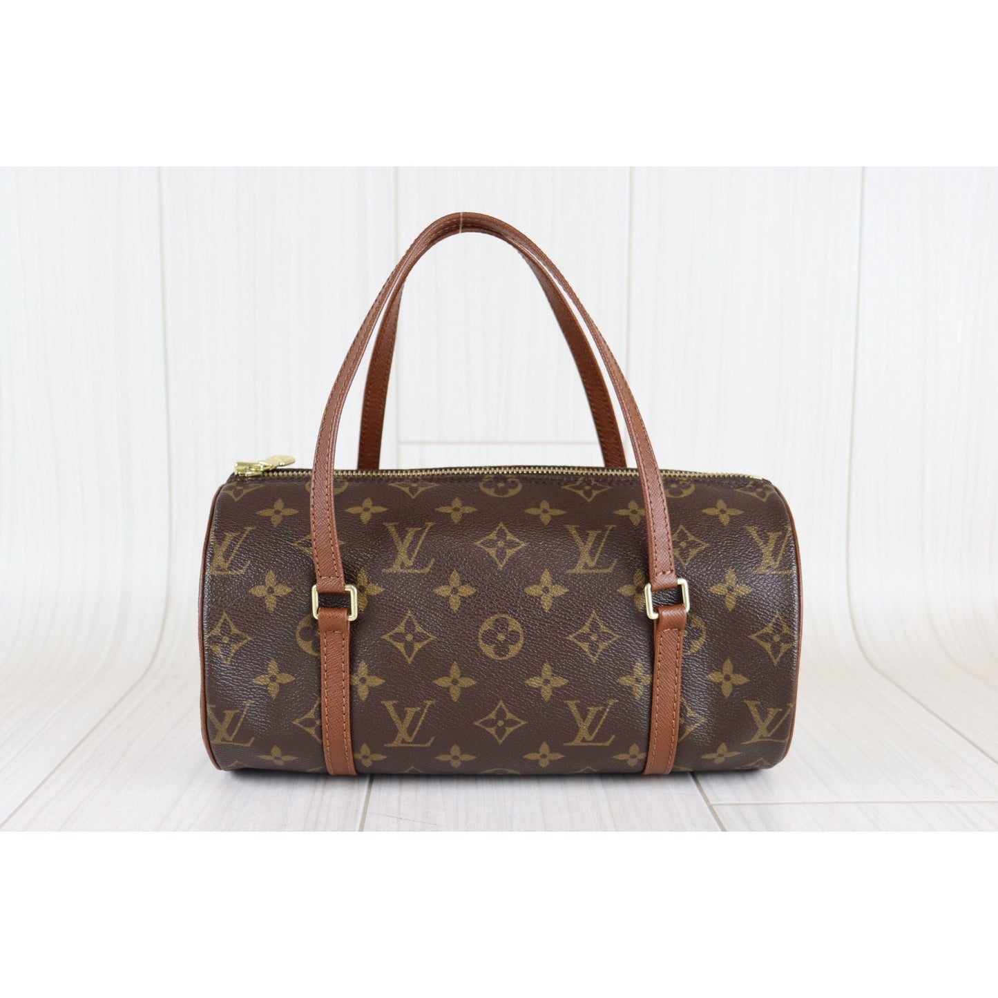 Rank SA ｜ LV Monogram Papillon 26 Handbag ｜091009