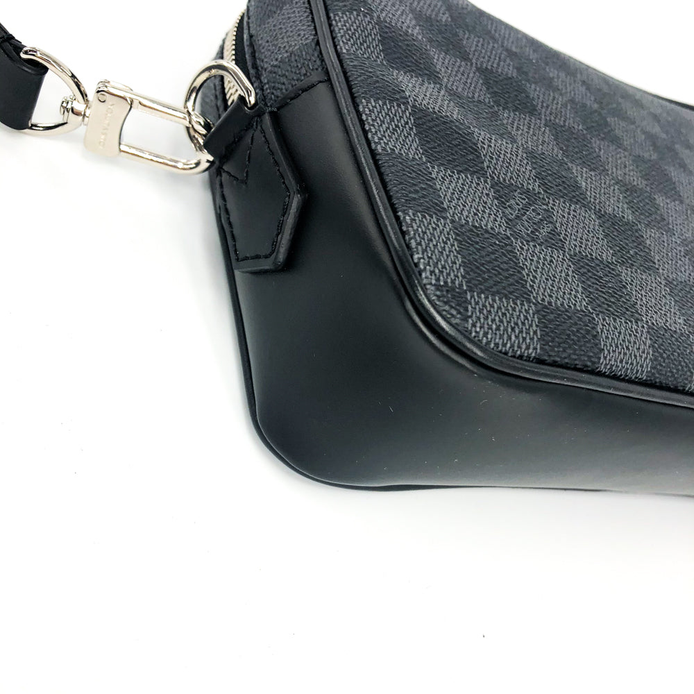 Louis-Vuitton Kasai Clutch Damier Graphite Leather Men's