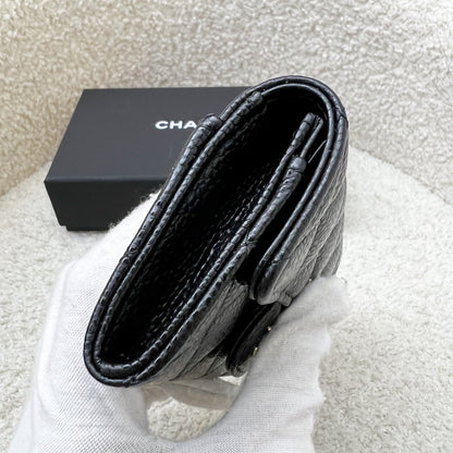 Chanel Classic Snap Card Holder in Black Caviar and GHW