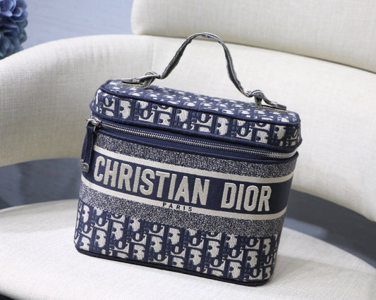 DR311 DiorTravel Vanity Case / HIGHEST QUALITY VERSION / 9.5x7.5inch