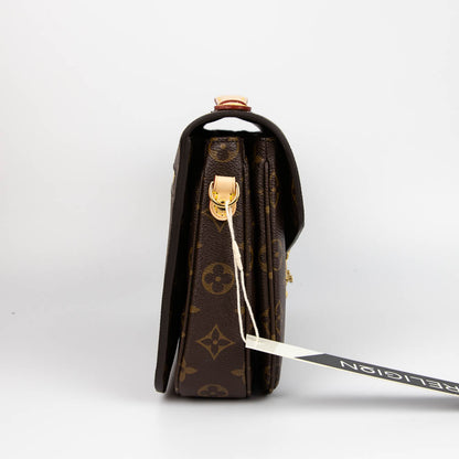 Louis-Vuitton Monogram Classic Pochette Métis Bag