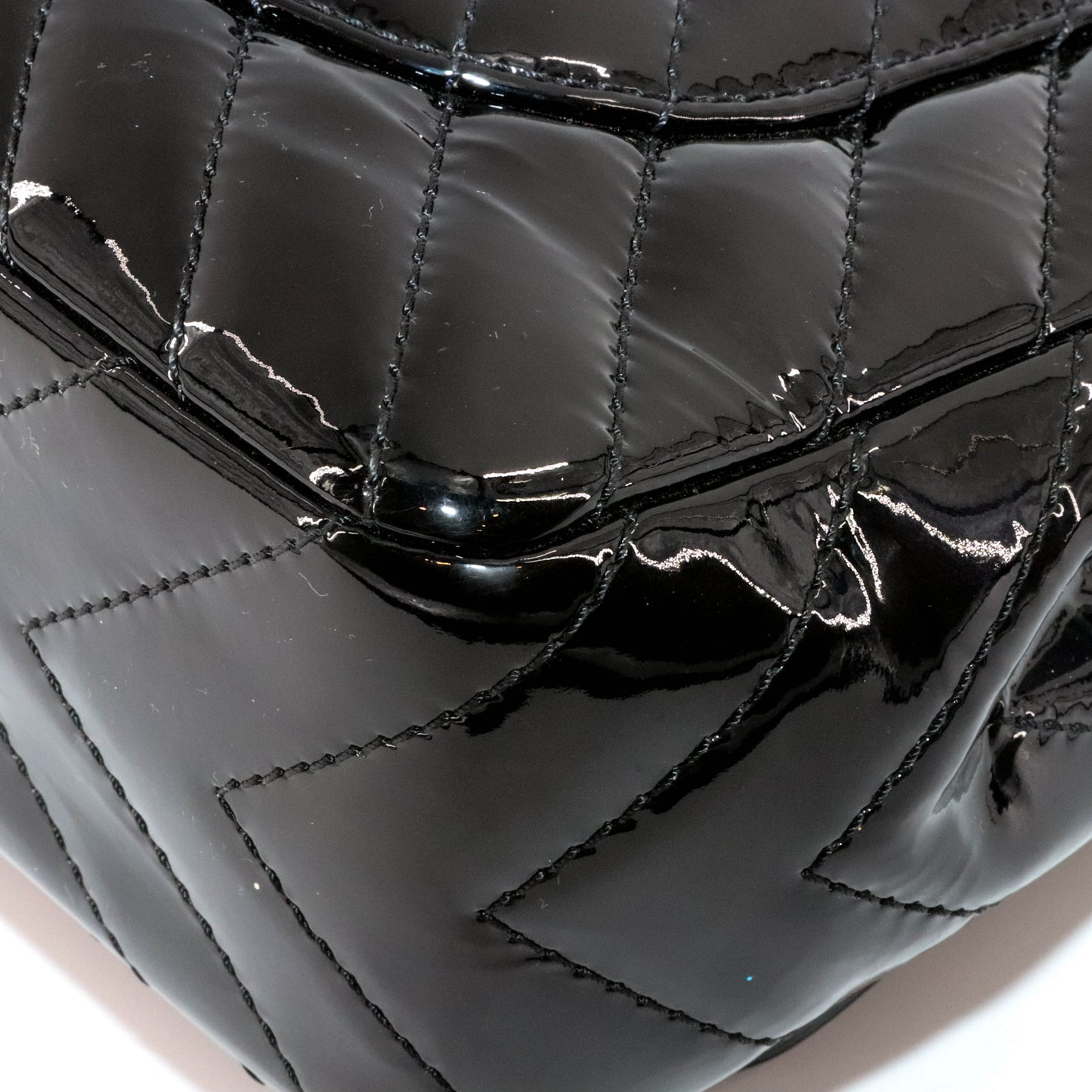 Classic Jumbo in Chevron Patent Leather with SWH Black