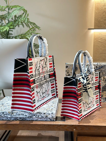 DR473 Book Tote Medium/Large