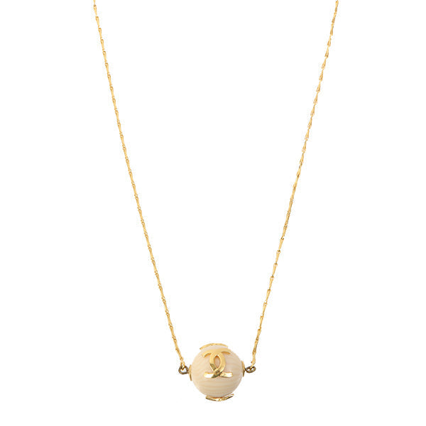 Chanel Marble Ball Cc Mark Plate Necklace Cream