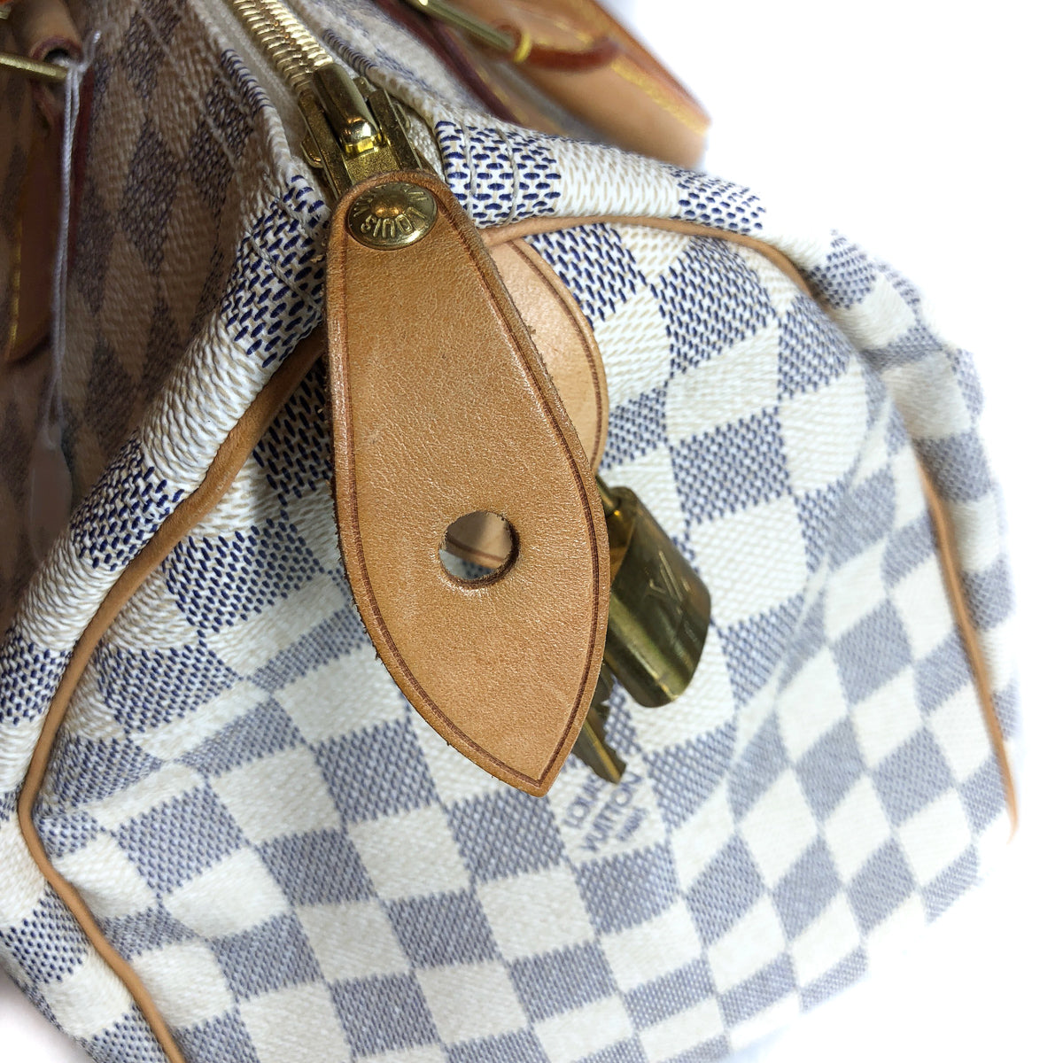 Louis-Vuitton Damier Azur Speedy 25