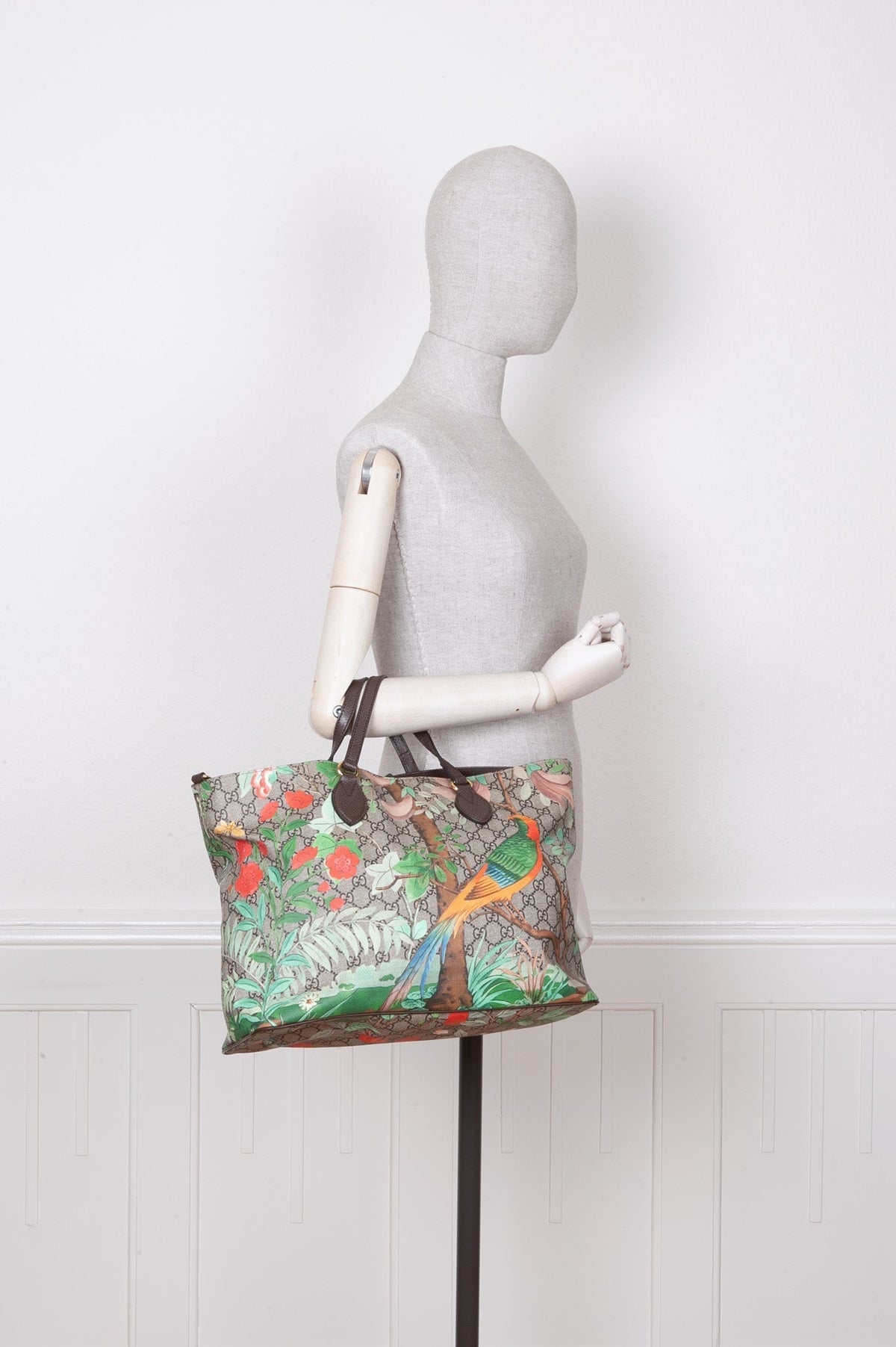 GUCCI Tian Print Tote
