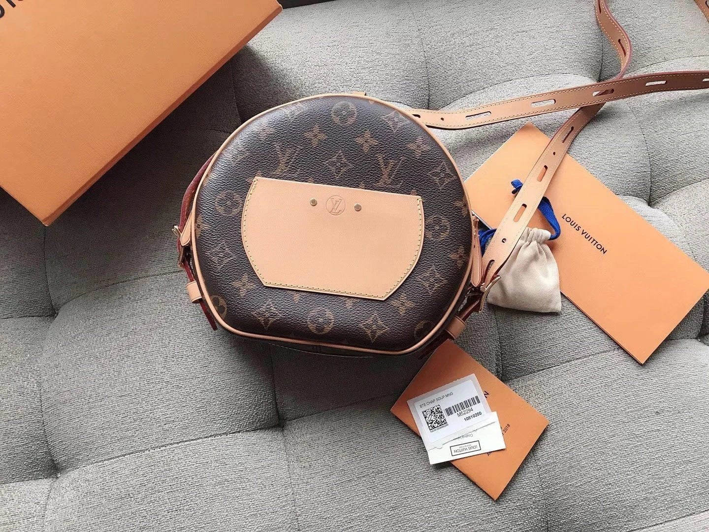 Louis-Vuitton Boîte Chapeau Souple Monogram Canvas Crossbody Bag