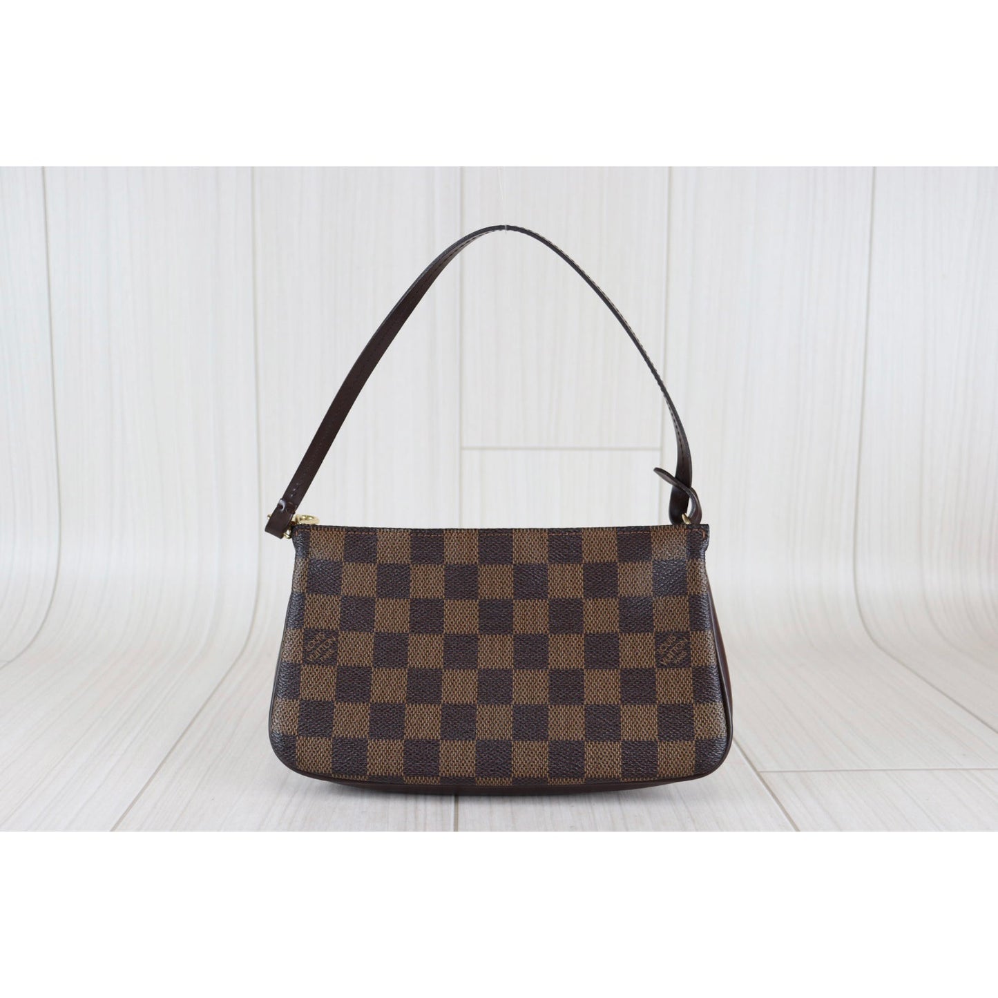 Rank SA ｜ LV Damier Pochette Accessoires ｜091011