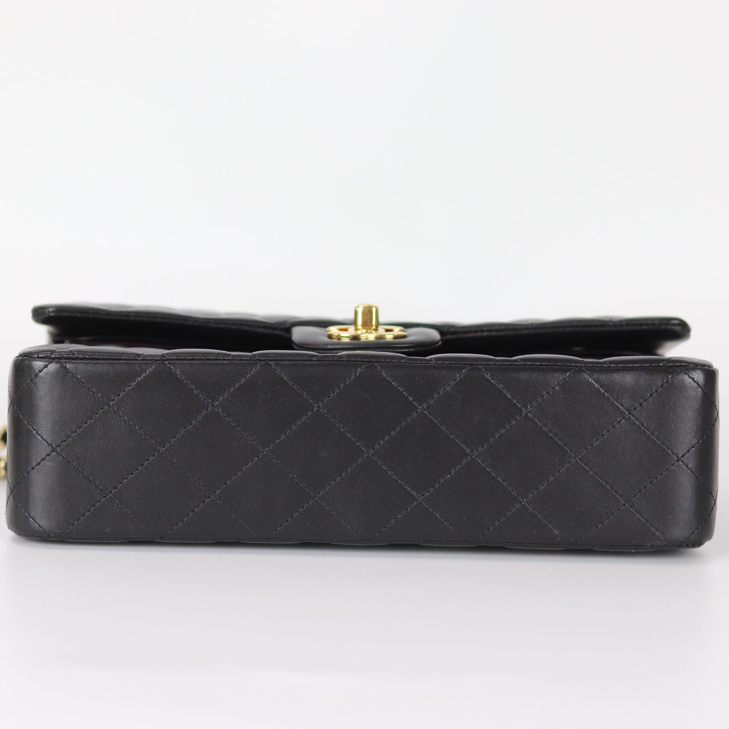 Classic Flap Black Medium Lambskin GHW