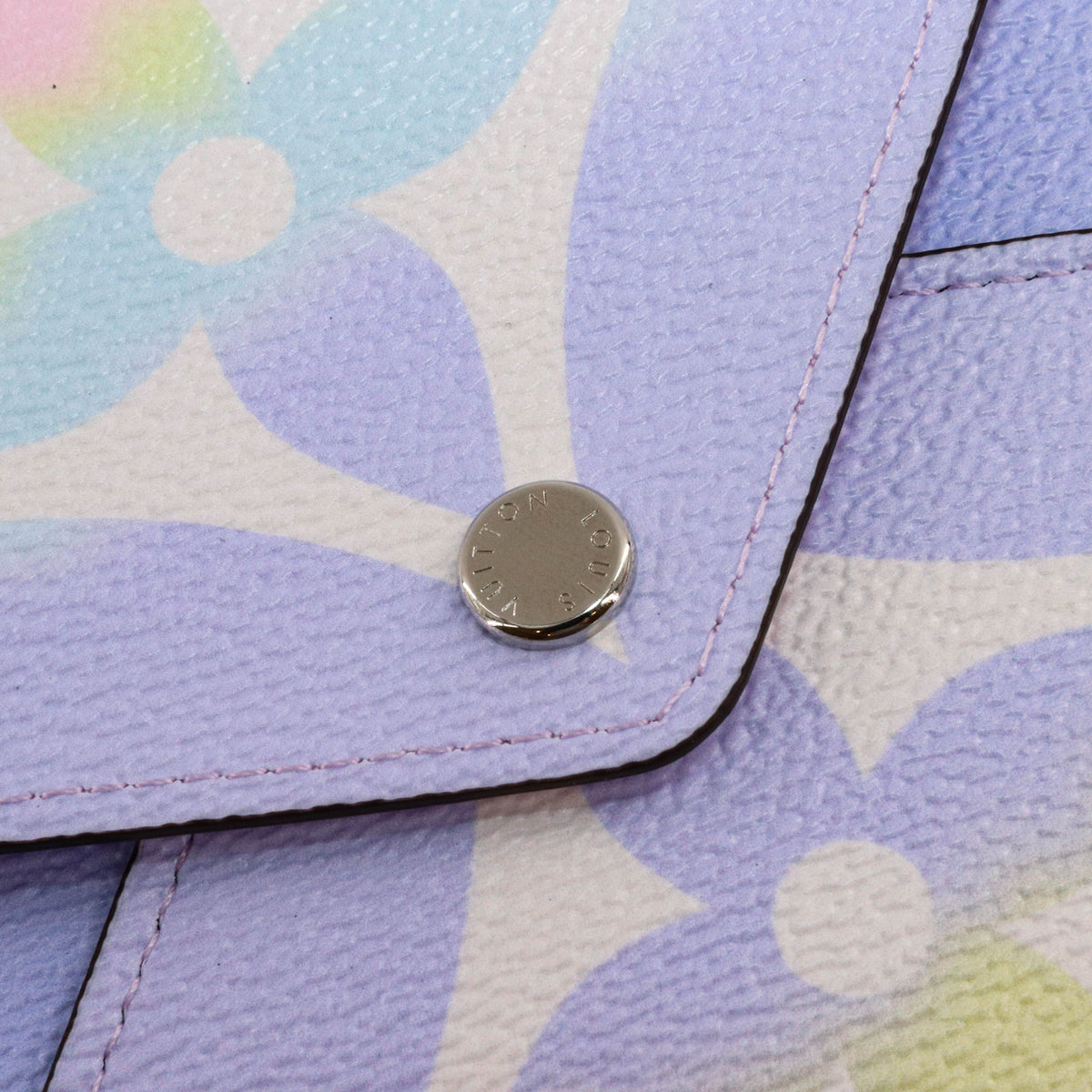 Louis-Vuitton Escale Kirigami Pochette Large