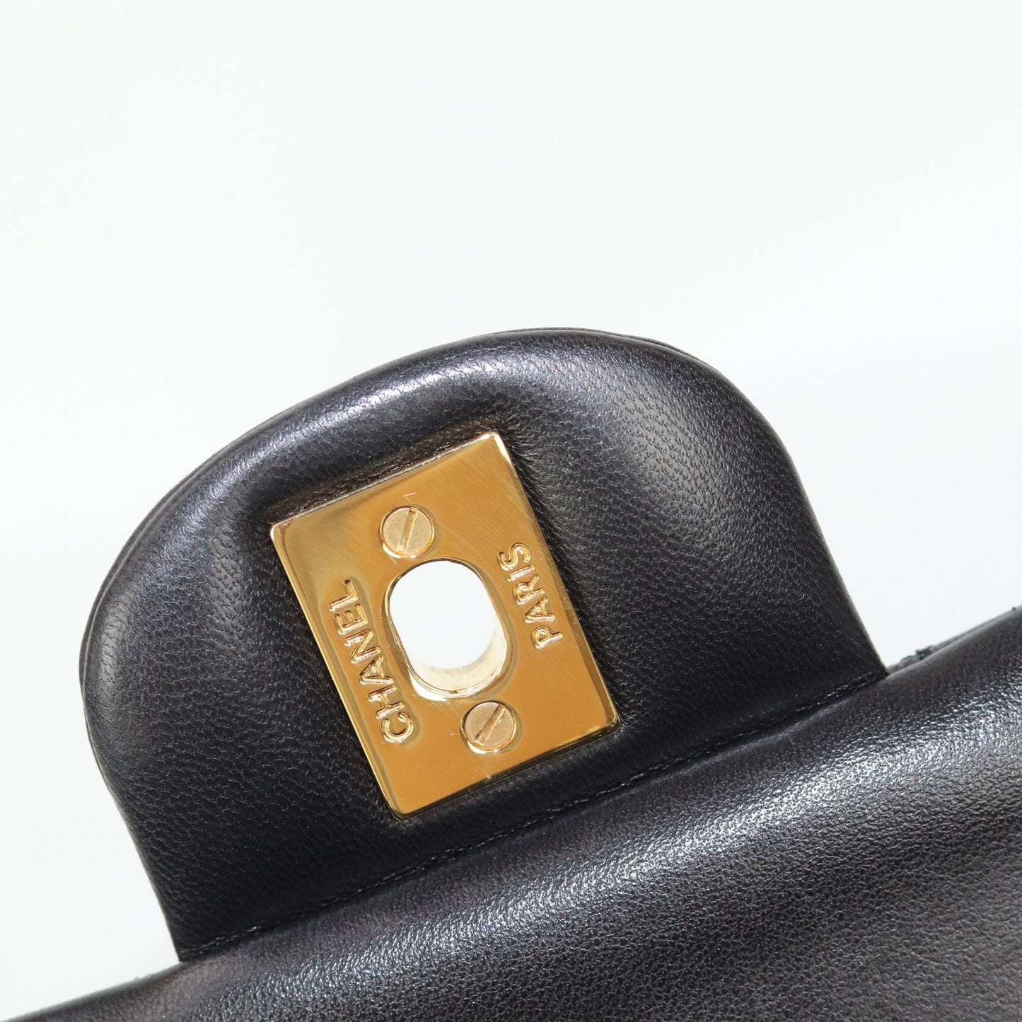 Classic Flap Black Medium Lambskin GHW