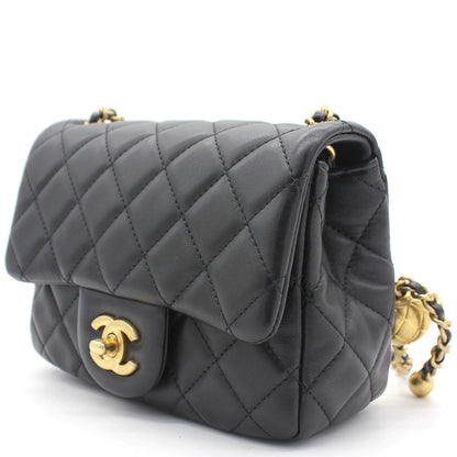 Lambskin Quilted Mini CC Pearl Crush Square Flap Black