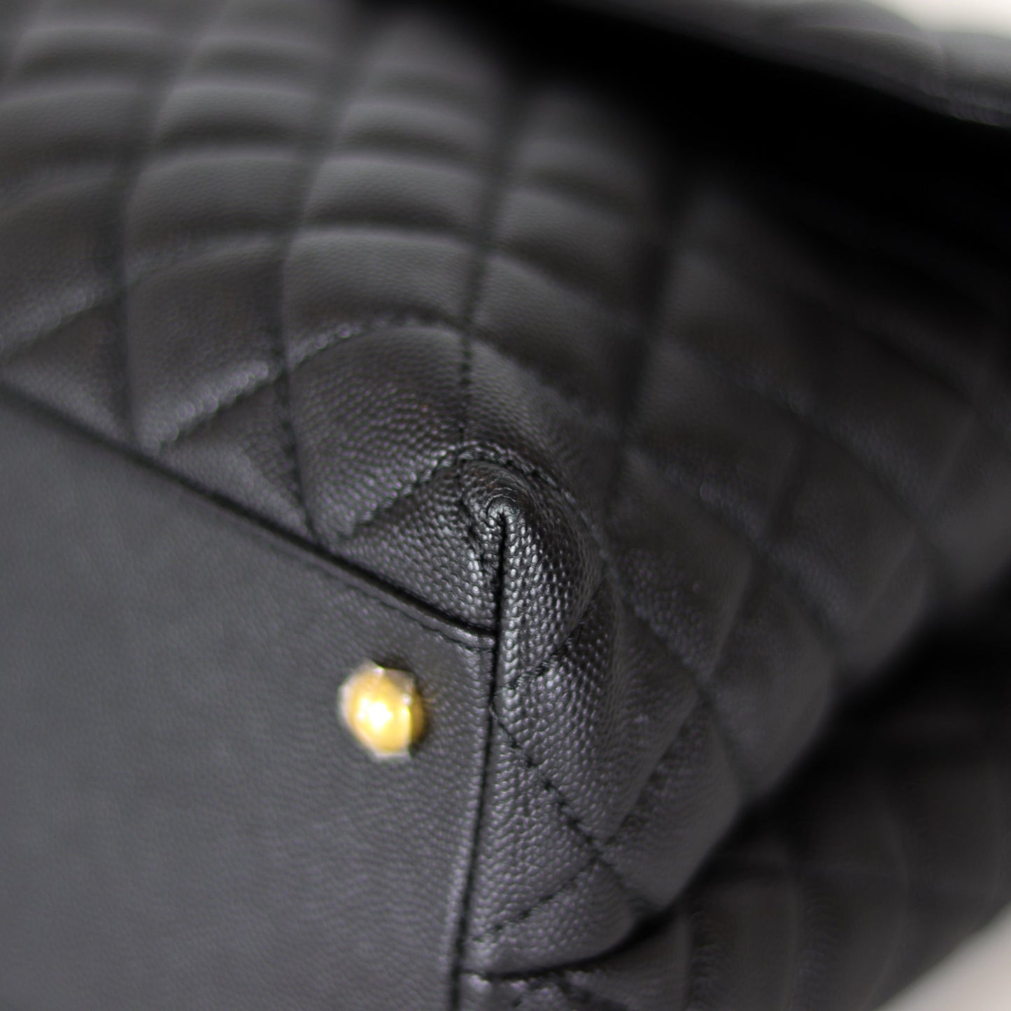 Caviar Quilted Medium Coco Handle Flap
