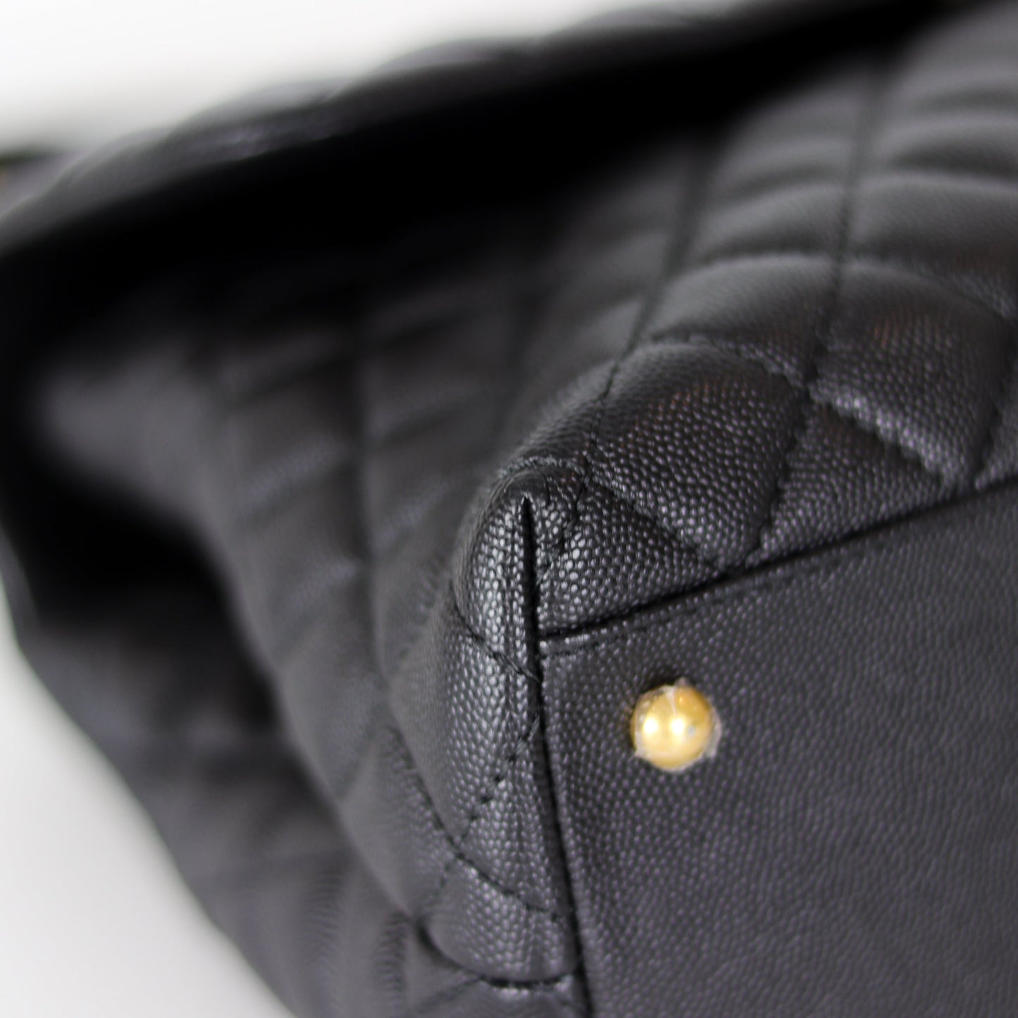 Caviar Quilted Medium Coco Handle Flap