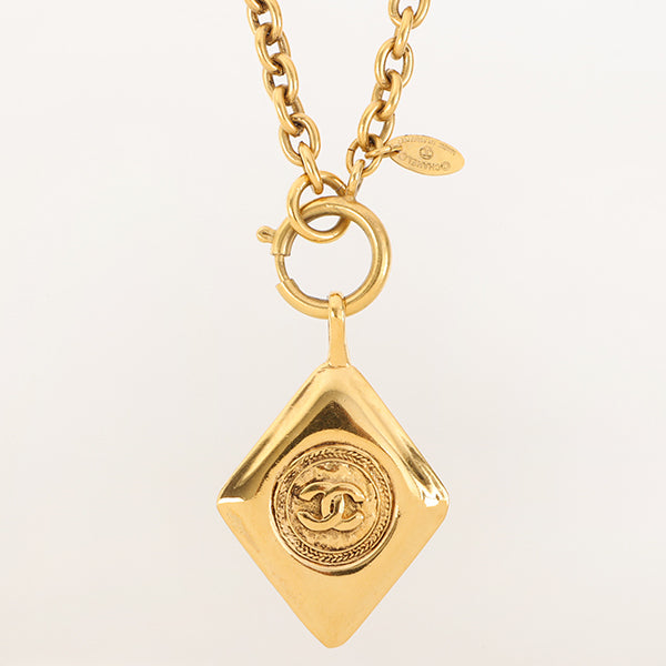 Chanel Diamond Shape Cc Mark Plate Necklace