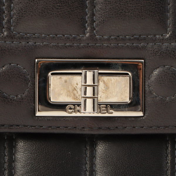 Chanel Around 2001 Made 2.55 Design Stitch Side Cc Mark Chain Bag Black