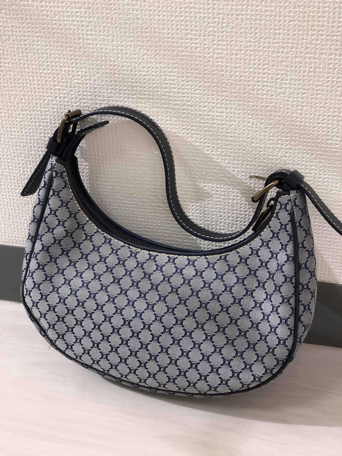 CELINE  Triomphe Pattern Handbag Hobobag Navy Vintage Old Celine xeda2r