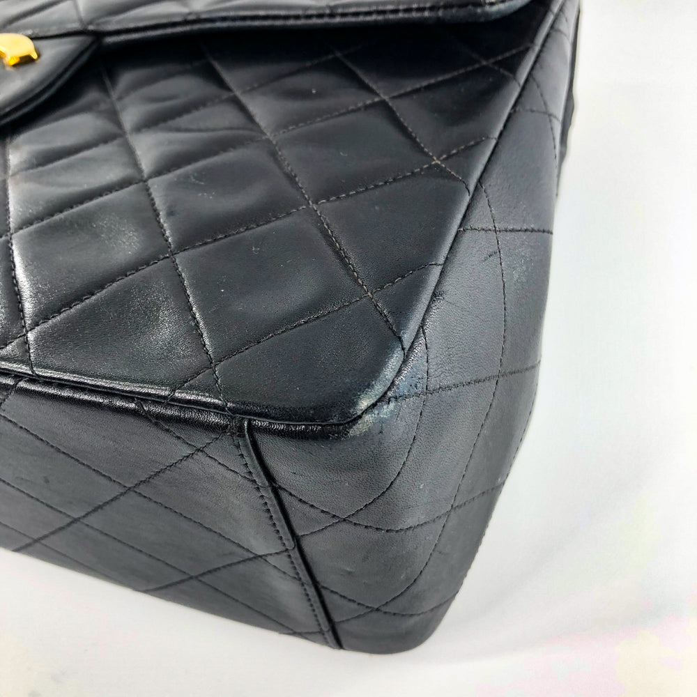 Vintage Jumbo XL Flap Lambskin Leather with GHW
