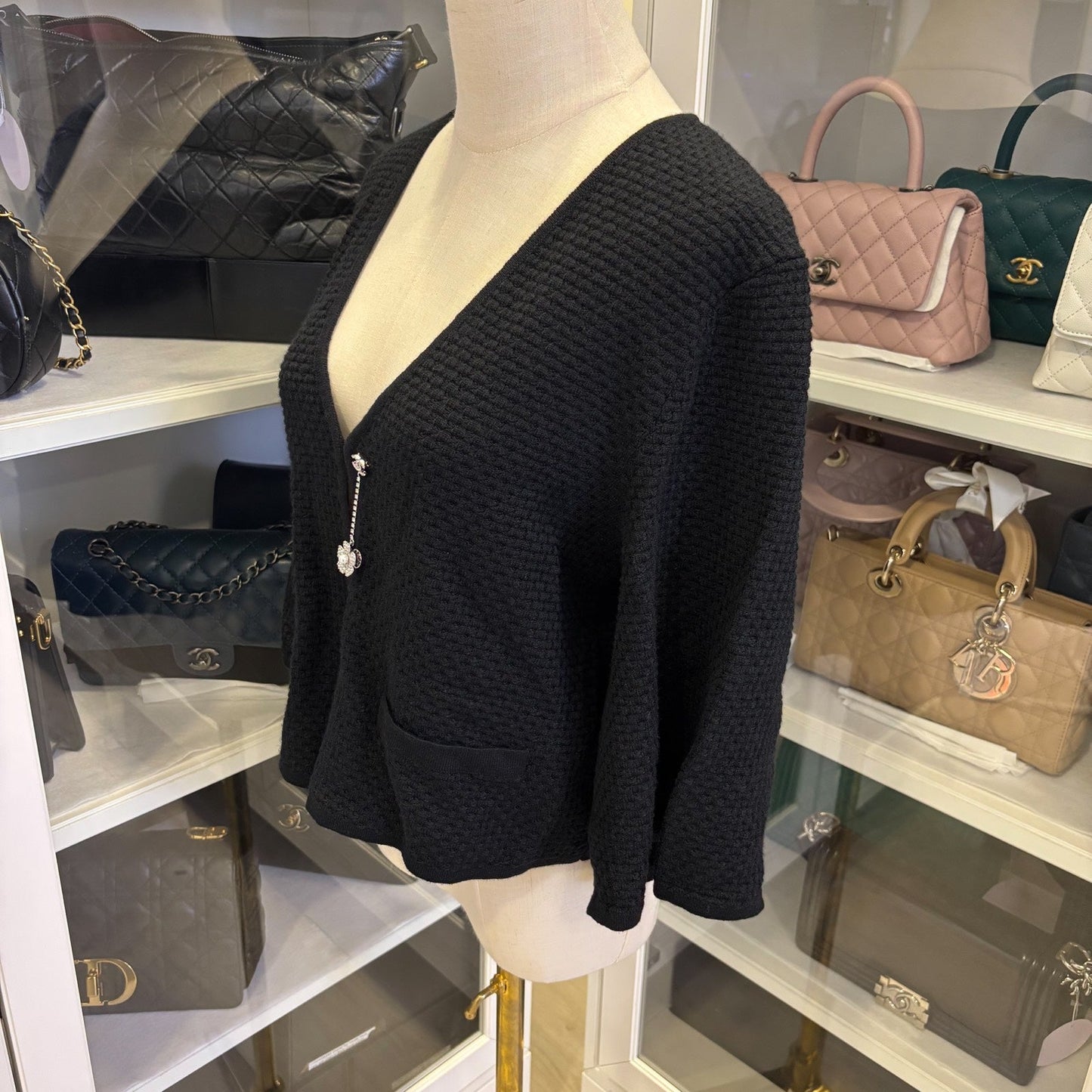 Chanel 25P Cape Cardigan in Black Viscose and Cashmere Sz 36