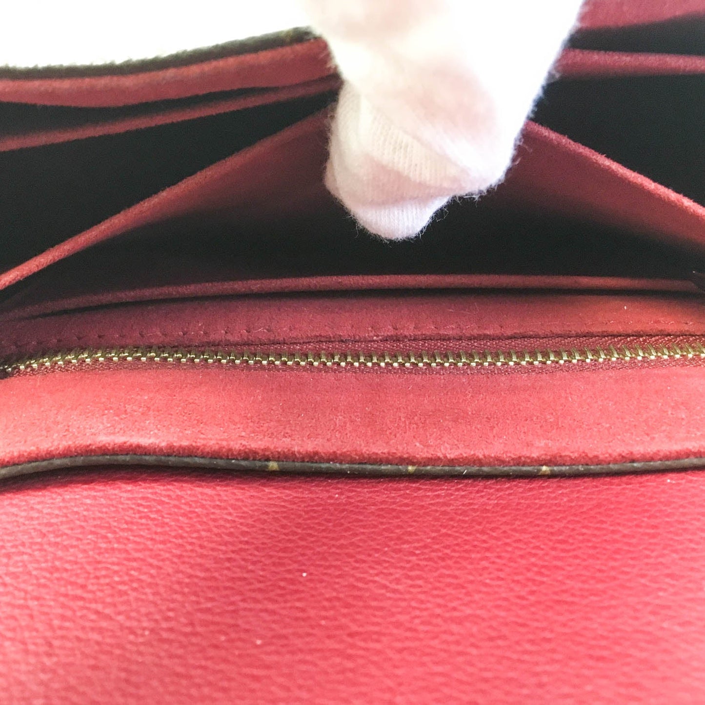 Louis-Vuitton Eden PM