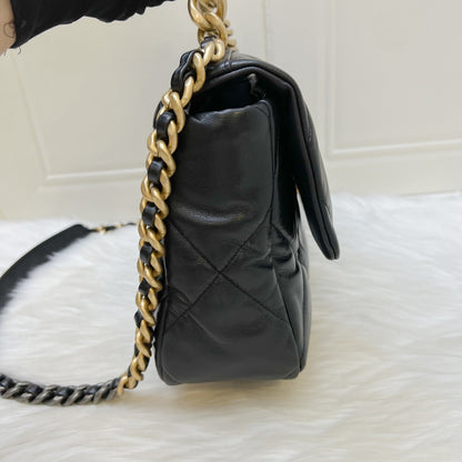 Chanel 19 Medium / Large Flap in Black Goatskin and 3-tone HW