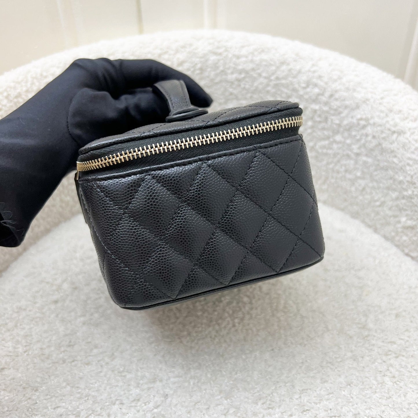 Chanel Jewellery Vanity Case with Top Handle in Black Caviar and LGHW