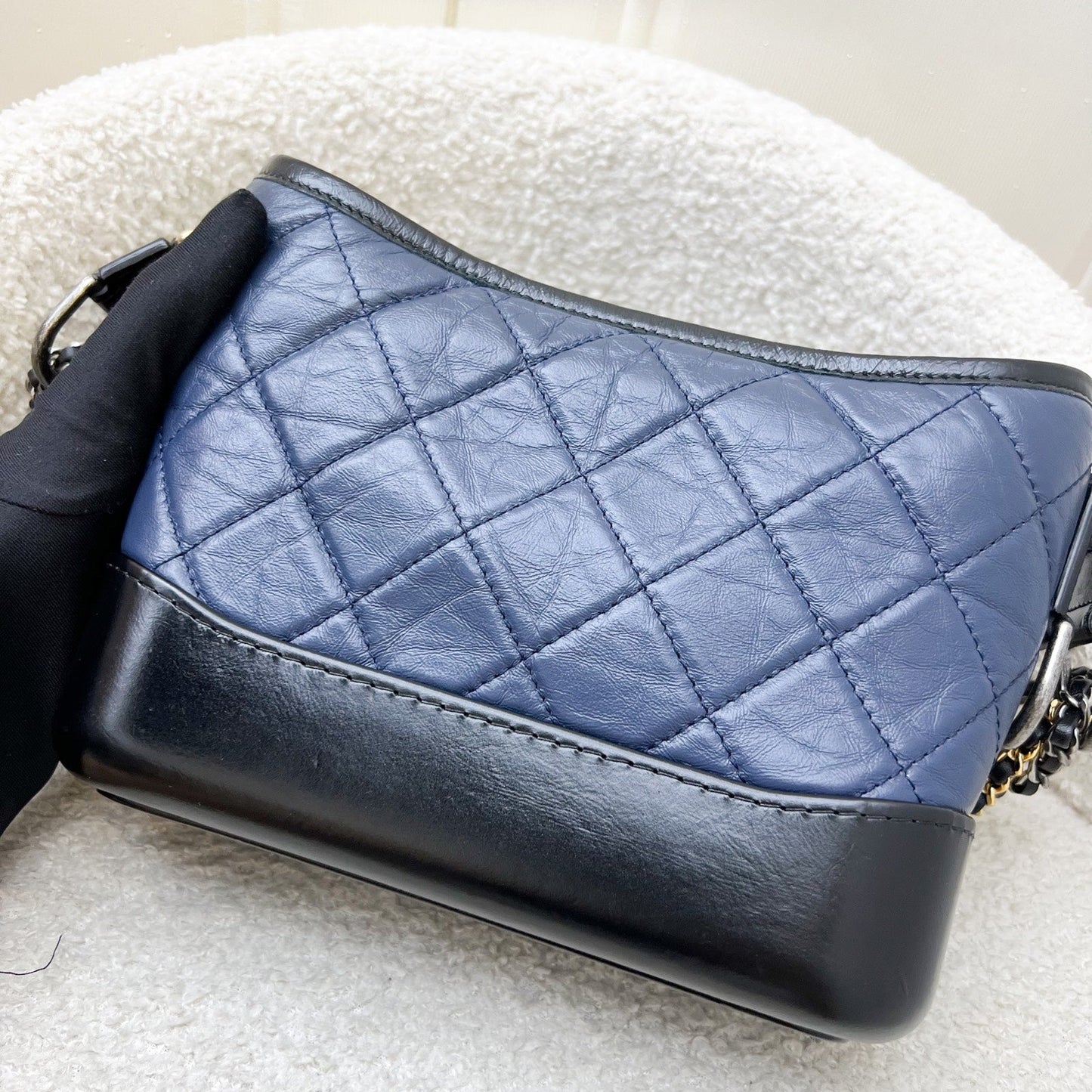 Chanel Small Gabrielle Hobo in Navy Distressed Calfskin, Black Base and 3 Tone HW (Model: A91810)