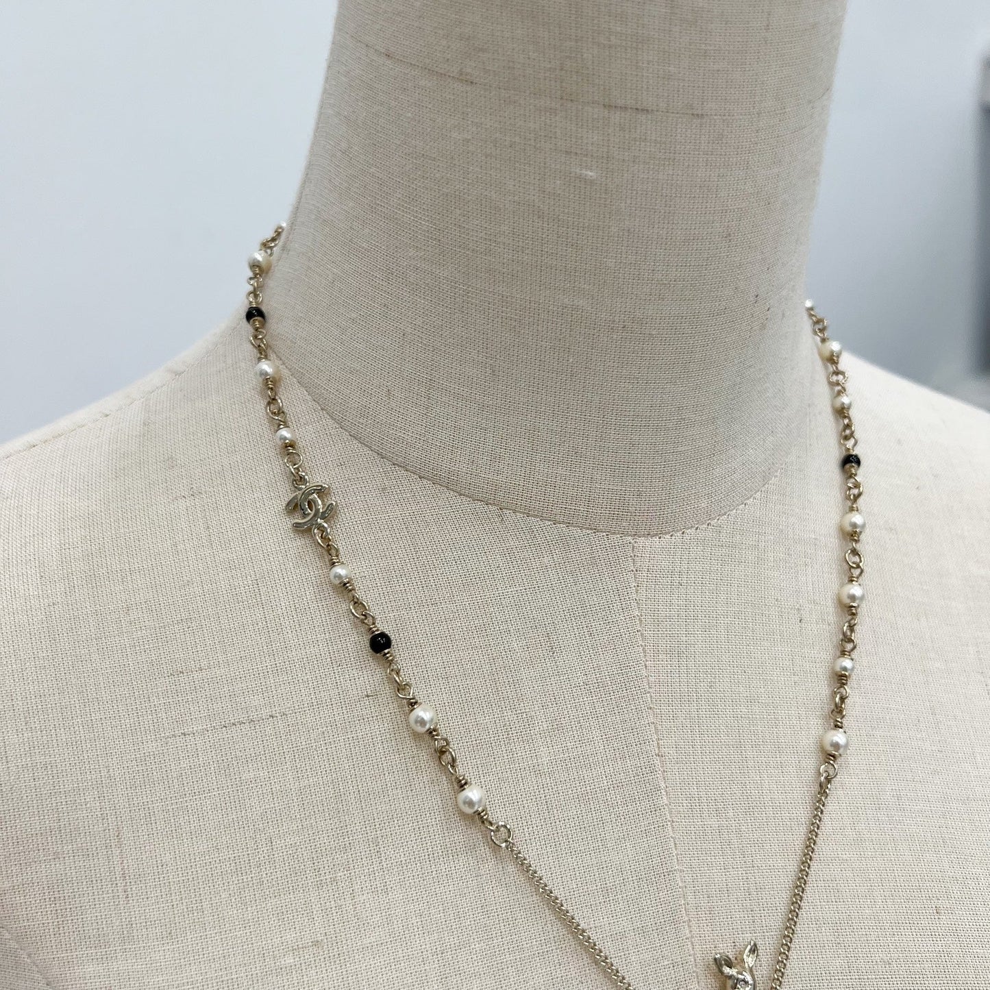 Chanel 26C VIP Bambi Deer Necklace with Pearls in LGHW