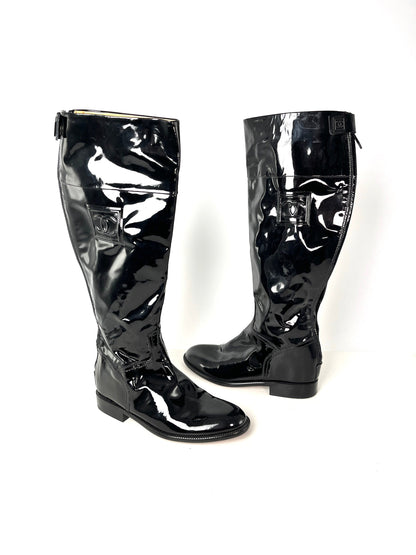 Vintage CHANEL CC Logo Patent Leather Black Long Flat Boots 37.5 7