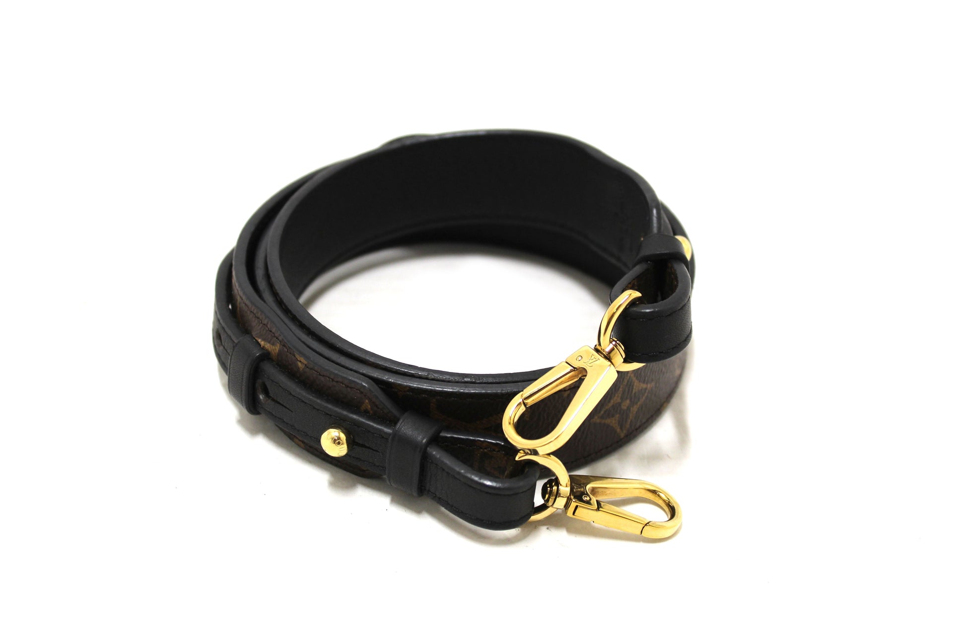 Louis Vuitton Classic Monogram Bandouliere XL Strap | Italystation.com - Now at italystation.com