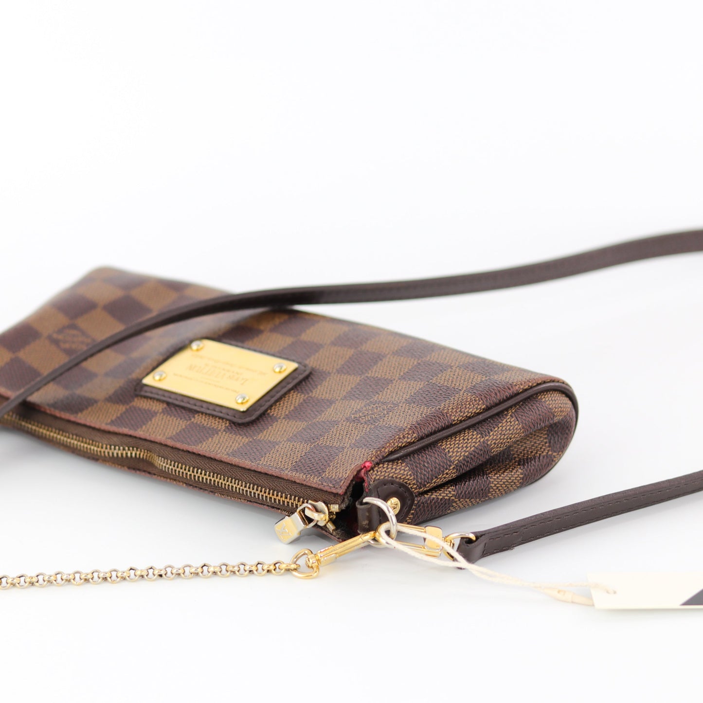 Louis-Vuitton Eva Bag in Damier Ebene with strap