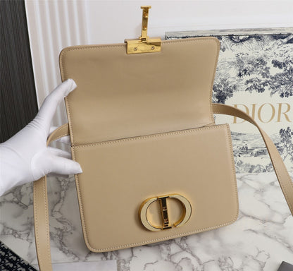 DR273 30 Montaigne Bag / 9.5 x 6.5 x 3 inches