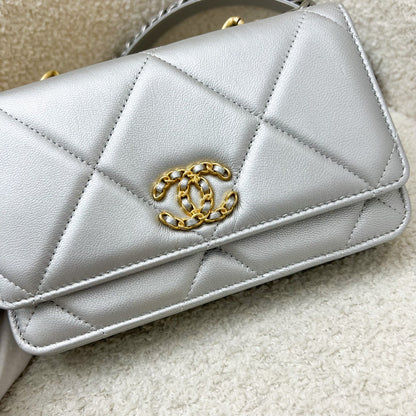 Chanel 19 Wallet on Chain WOC in Silver Lambskin and 3-Tone HW (Model: AP3267)